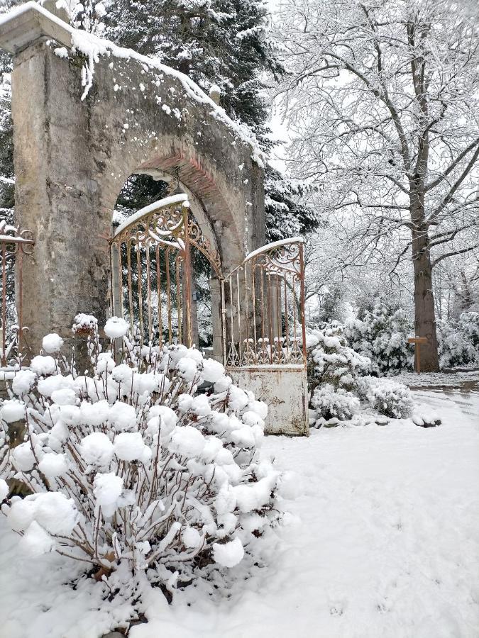 Chateau De Heaas Feas Exterior foto